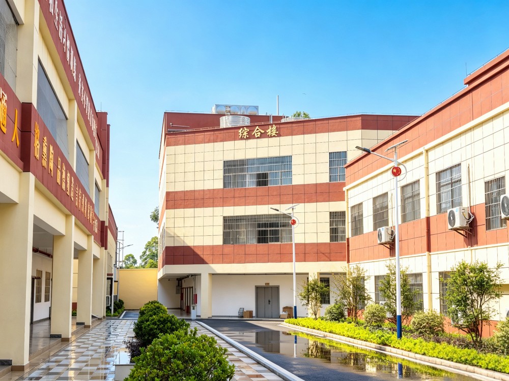 中山优秀的全封闭管教学校:别让孩子的青春期,成为家庭的孤岛